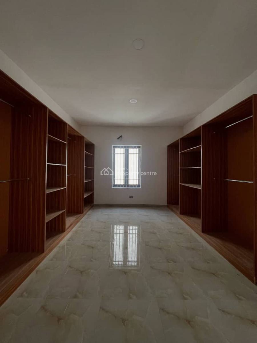 4 Bedroom Detached House Fully Fitted Kitchen Swimming Pool  Laundry R, Lekki Phase 1, Lekki, Lagos, Detached Duplex for Sale