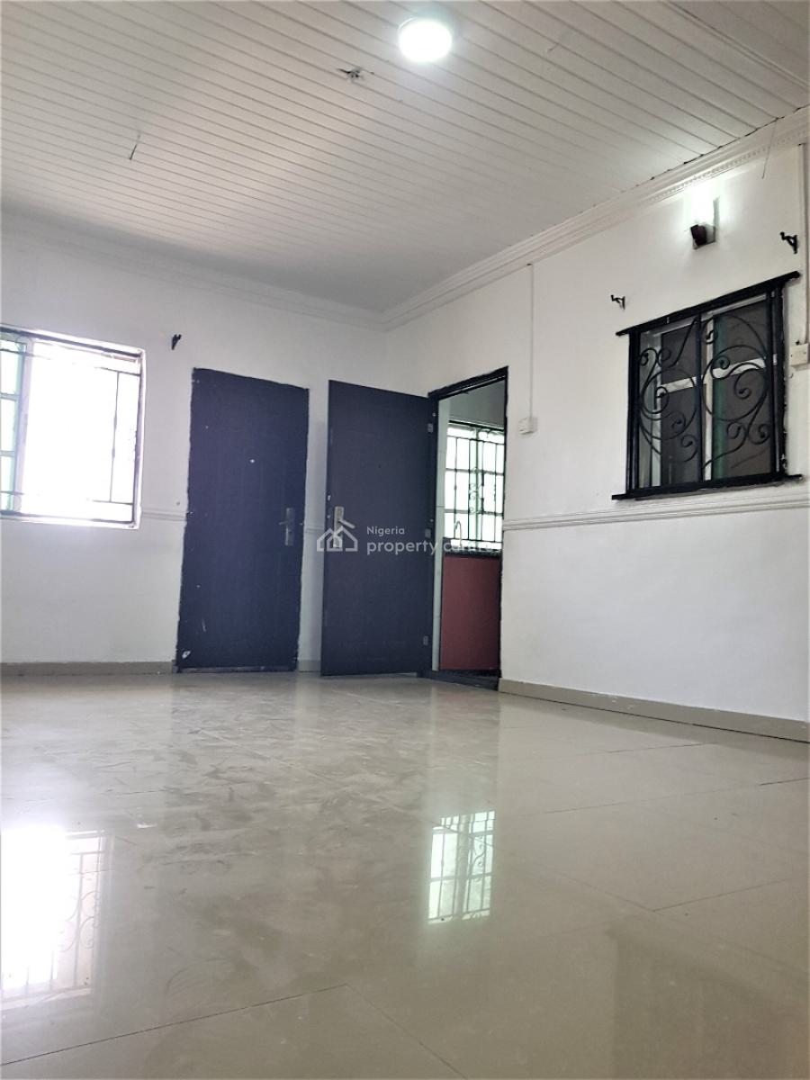 a Fine 2 Bedroom Flat in a Serene Neighbourhood, Off Lekki Beach Road, Jakande, Lekki, Lagos, Flat / Apartment for Rent