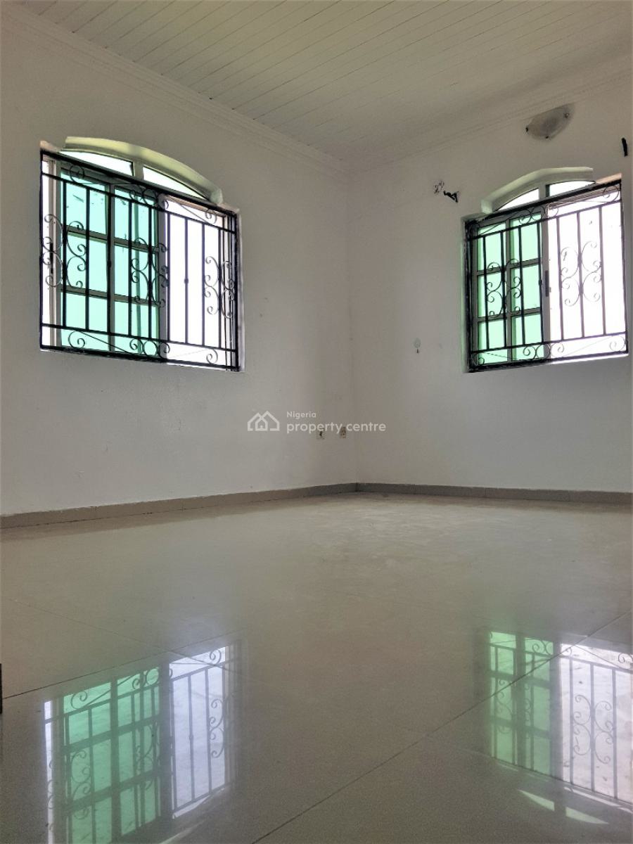 a Fine 2 Bedroom Flat in a Serene Neighbourhood, Off Lekki Beach Road, Jakande, Lekki, Lagos, Flat / Apartment for Rent
