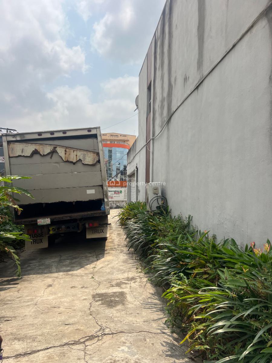 Commercial Property Sitting on 1500sqm with Blocks of Offices, Allen, Ikeja, Lagos, Office Space for Sale