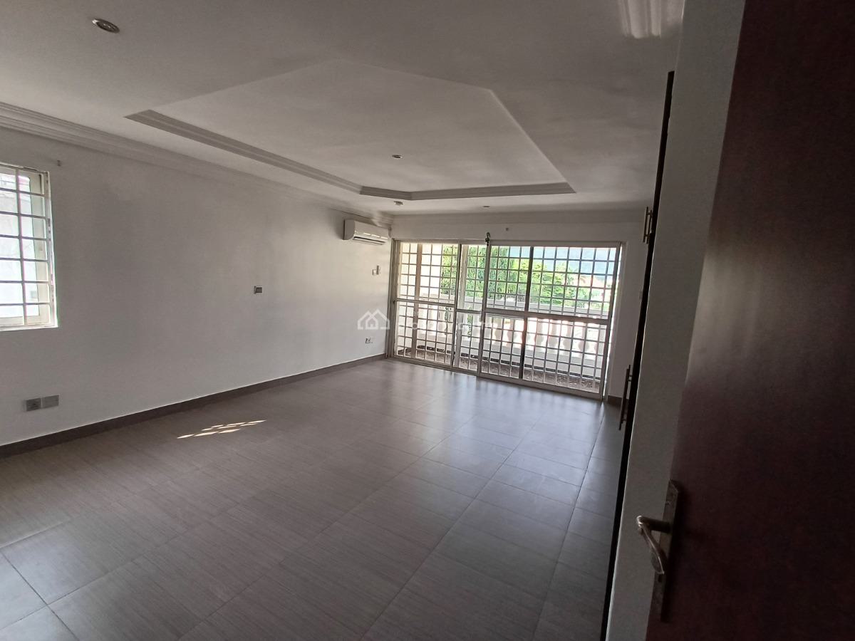 Self Compound 4 Bedroom Semi-detached Duplex with Bq, Maitama District, Abuja, Detached Duplex for Rent