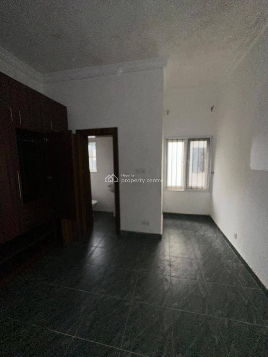 Nicely Built 2 Bedroom Apartment, Ikate, Lekki, Lagos, Flat / Apartment for Rent