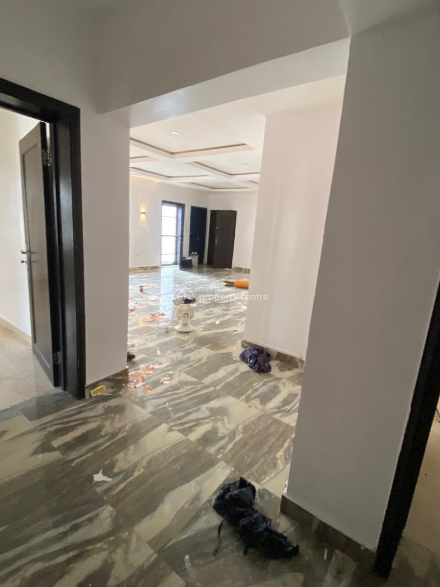 Luxury Spacious 3 Bedroom Flat Awaits You, Orchid Road , Royal Pine Estate, Lekki, Lagos, Flat / Apartment for Rent