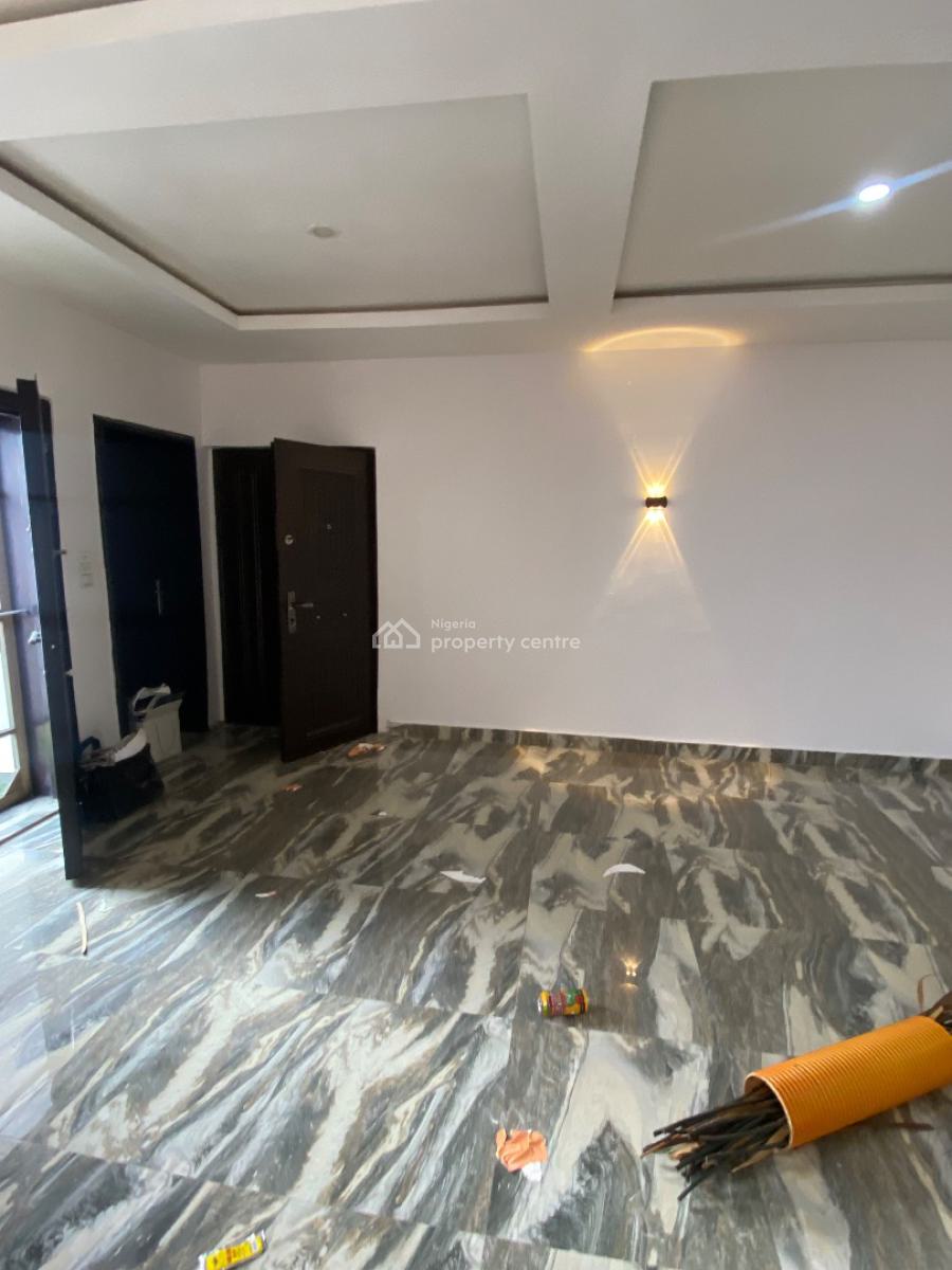 Luxury Spacious 3 Bedroom Flat Awaits You, Orchid Road , Royal Pine Estate, Lekki, Lagos, Flat / Apartment for Rent