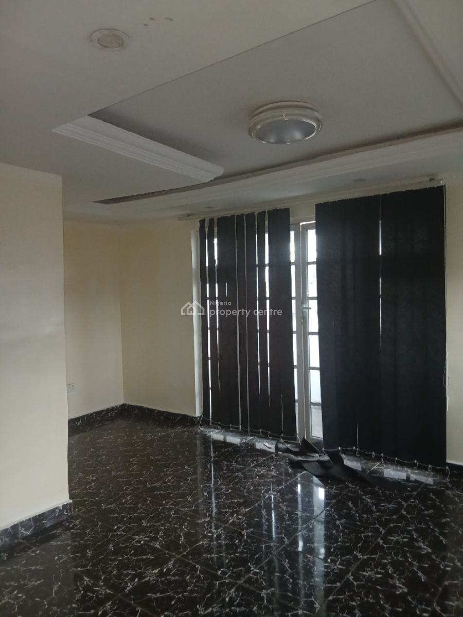 Fine Lovely 3bedroom, Yaba, Lagos, Flat / Apartment for Rent
