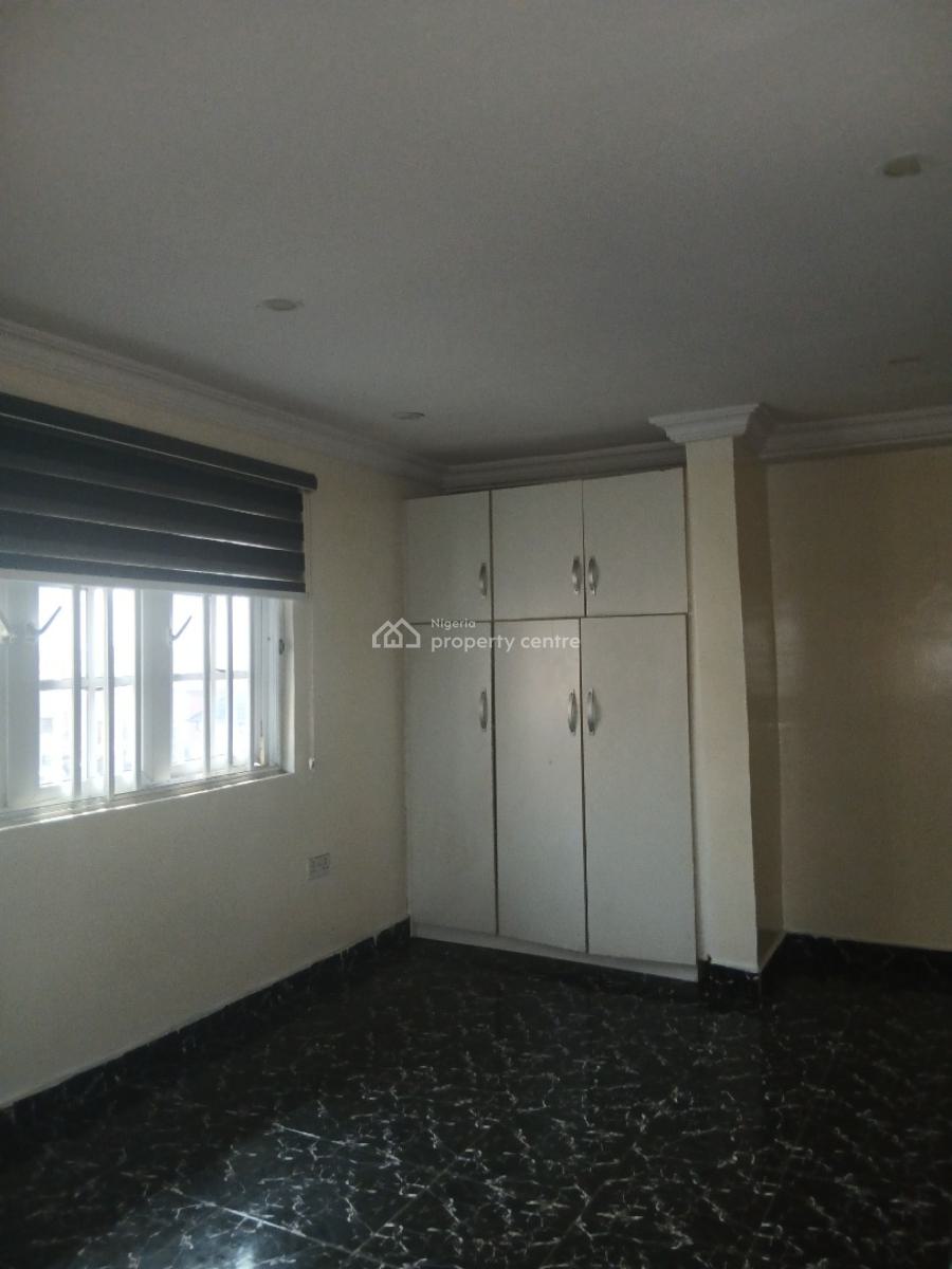 Fine Lovely 3bedroom, Yaba, Lagos, Flat / Apartment for Rent