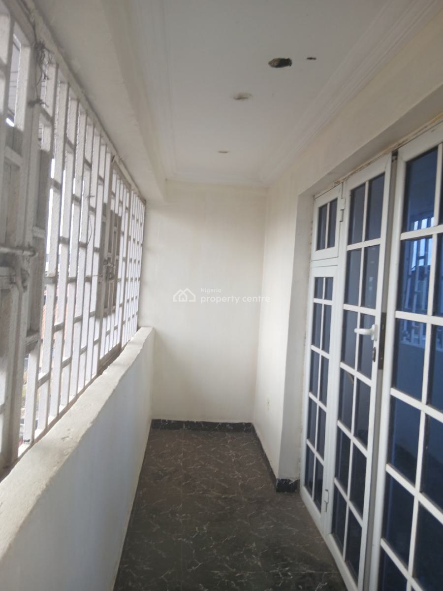 Fine Lovely 3bedroom, Yaba, Lagos, Flat / Apartment for Rent