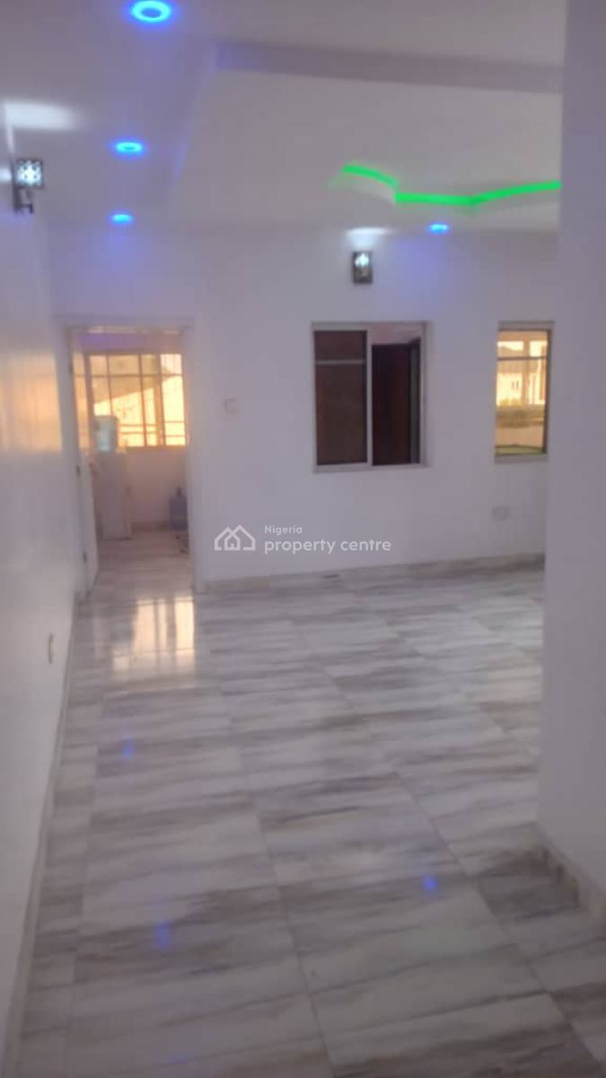 Serviced 4bedroom Penthouse Flat, Estate, Sangotedo, Ajah, Lagos, Flat / Apartment for Rent