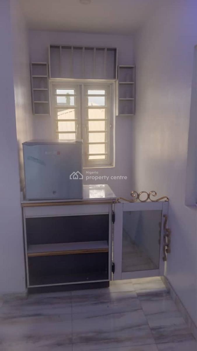 Serviced 4bedroom Penthouse Flat, Estate, Sangotedo, Ajah, Lagos, Flat / Apartment for Rent
