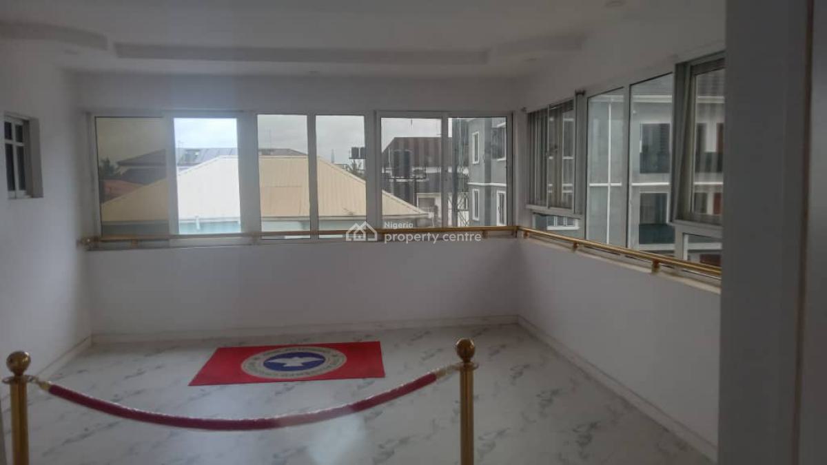 Serviced 4bedroom Penthouse Flat, Estate, Sangotedo, Ajah, Lagos, Flat / Apartment for Rent