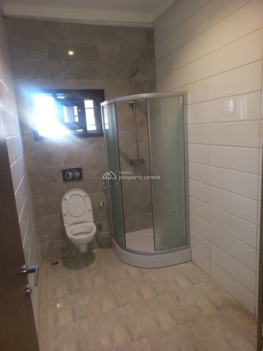 a 4 Bedroom Flat with Swimming Pool & Gym, Legislative Quarters, Apo, Abuja, Flat / Apartment for Rent