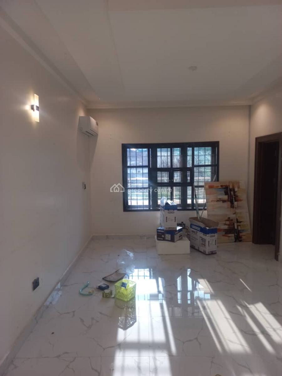 a 4 Bedroom Flat with Swimming Pool & Gym, Legislative Quarters, Apo, Abuja, Flat / Apartment for Rent