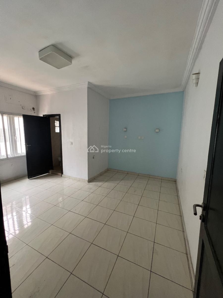 Exotic and Massive 4-bedroom Terrace, Osapa, Lekki, Lagos, Flat / Apartment for Rent