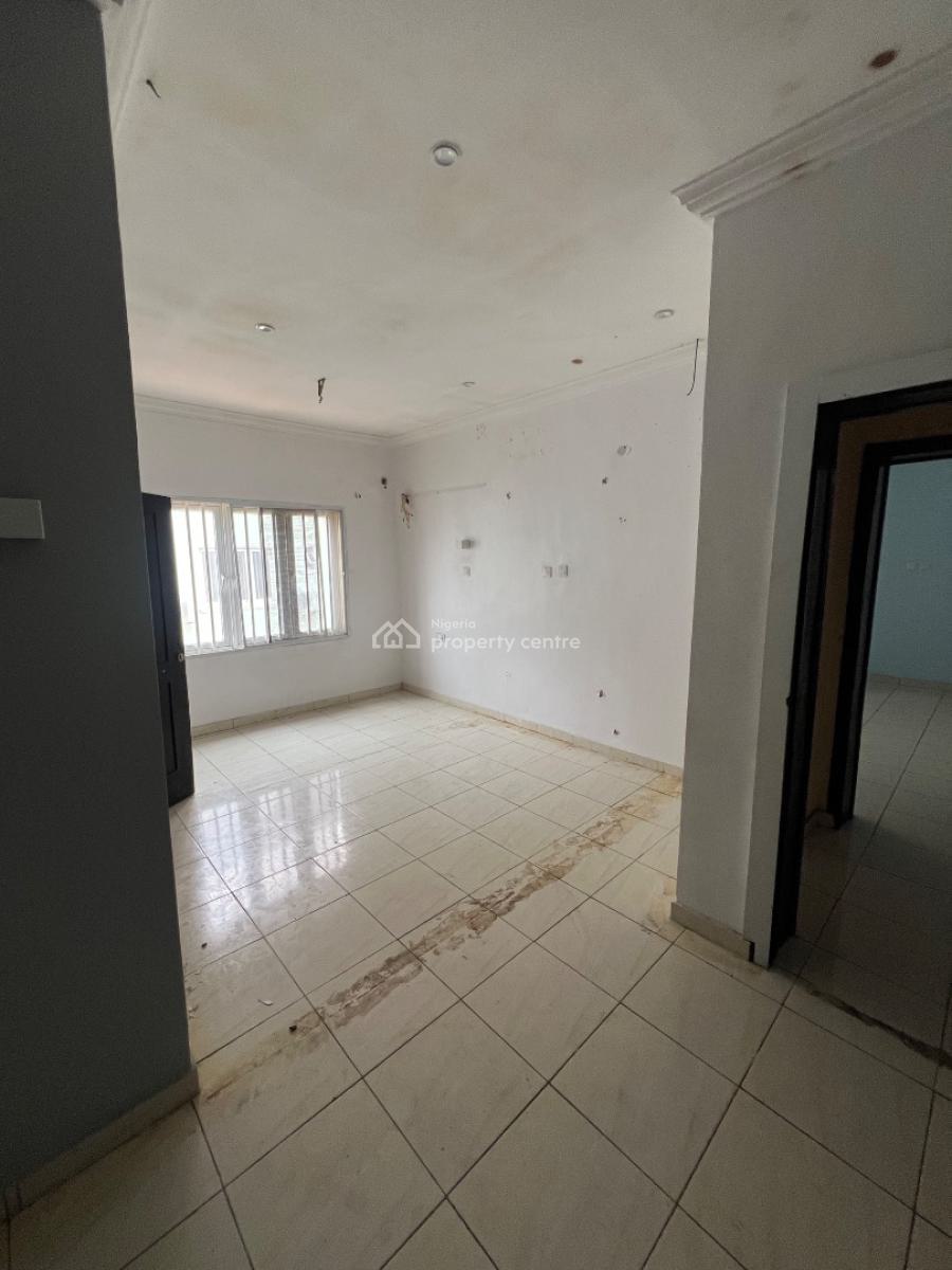 Exotic and Massive 4-bedroom Terrace, Osapa, Lekki, Lagos, Flat / Apartment for Rent