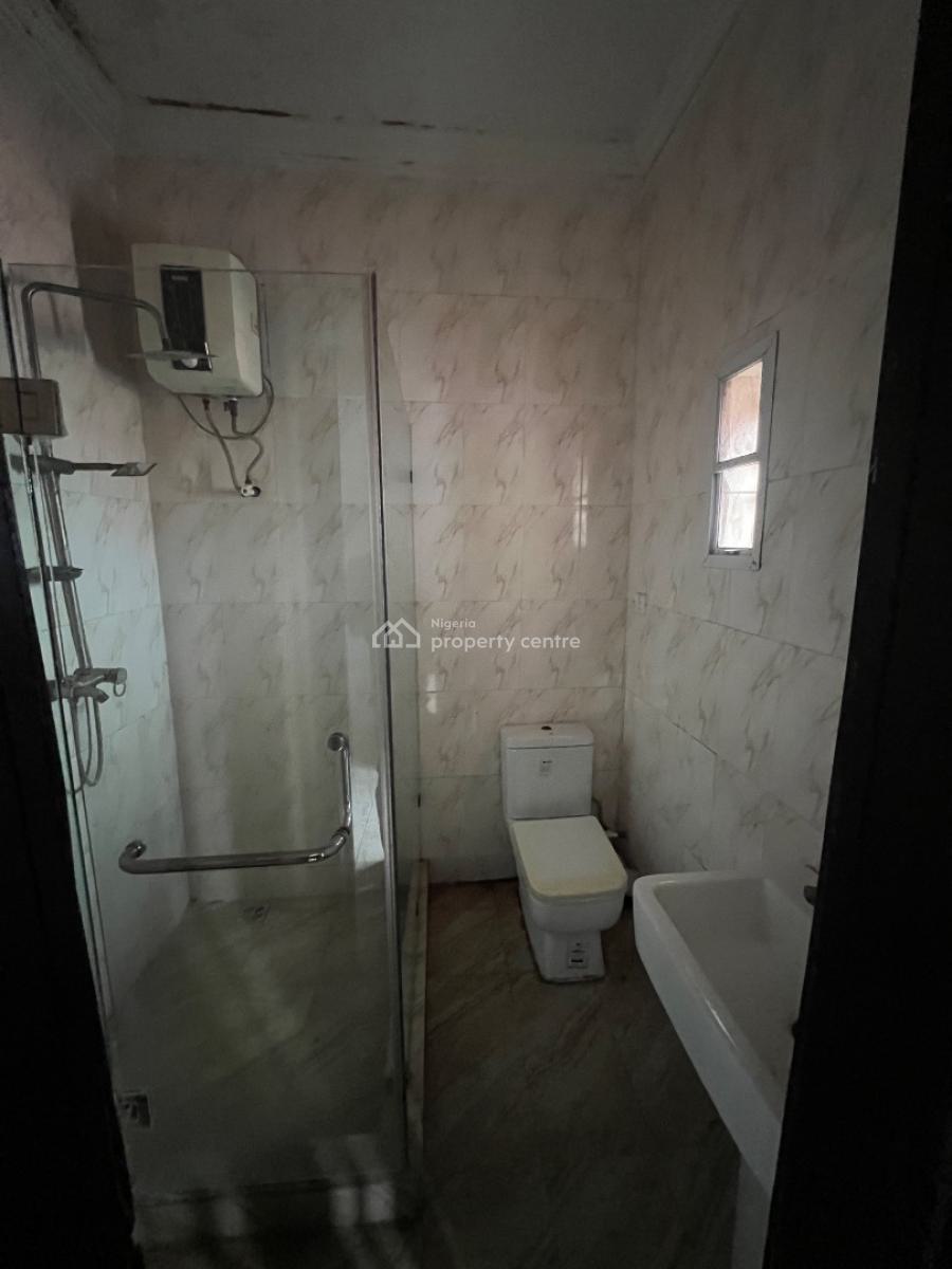 Exotic and Massive 4-bedroom Terrace, Osapa, Lekki, Lagos, Flat / Apartment for Rent