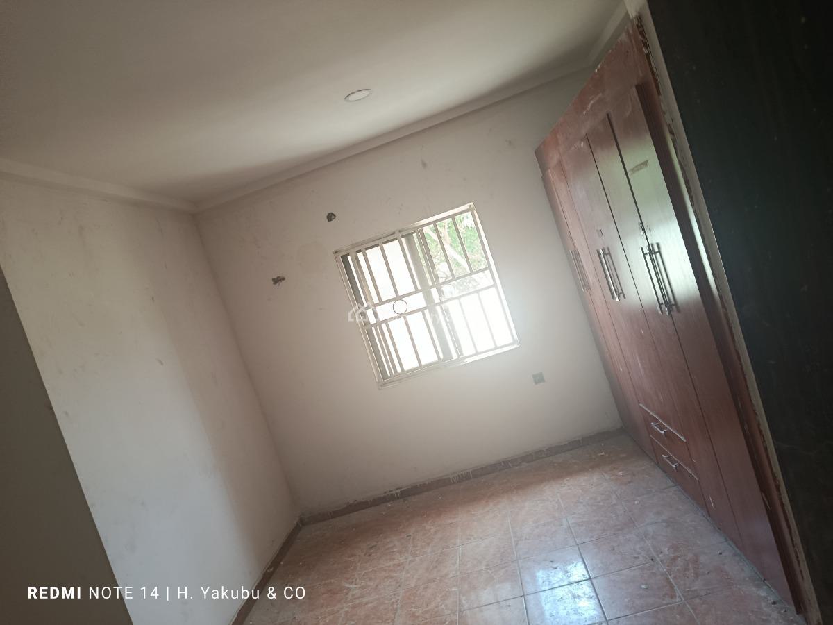 Well Renovated 4bedroom Semi-detached Duplex with Bq, Gwarinpa, Abuja, Gwarinpa, Abuja, Semi-detached Duplex for Rent