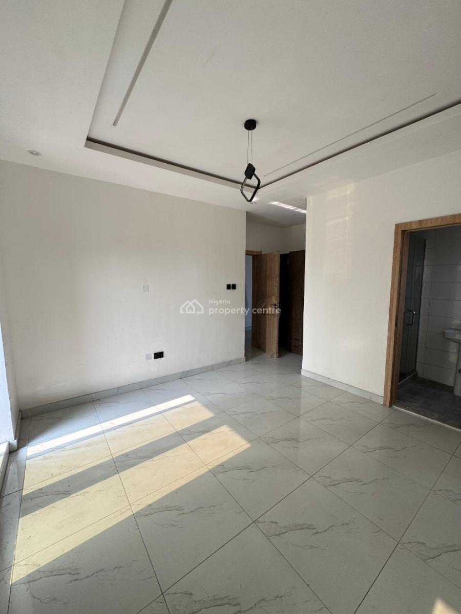 2 Bedrooms, Ologolo, Lekki, Lagos, Flat / Apartment for Rent