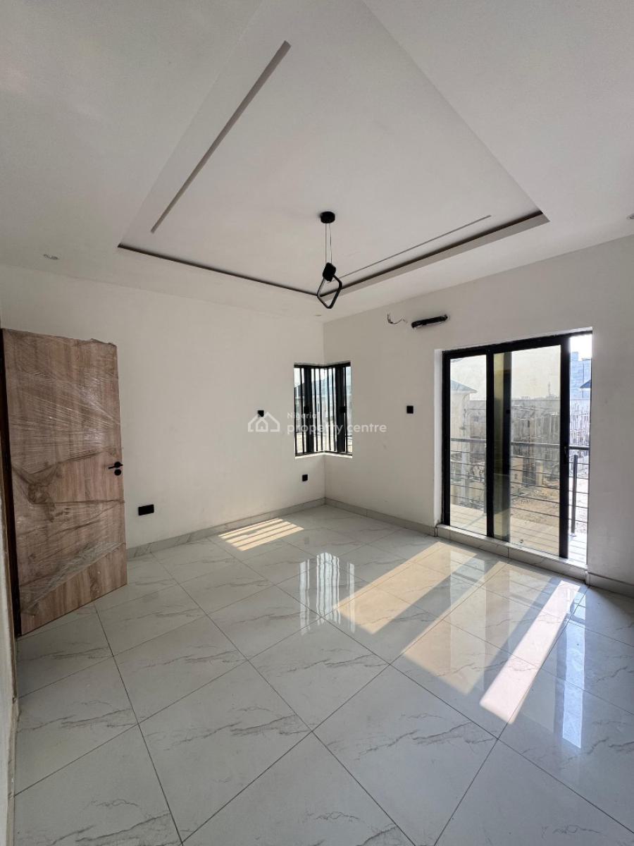 2 Bedrooms, Ologolo, Lekki, Lagos, Flat / Apartment for Rent