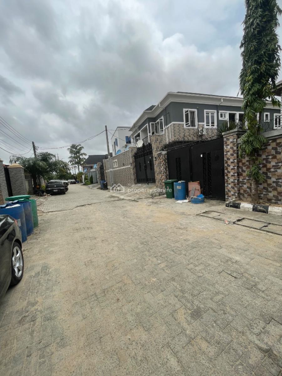 Spacious 3 Bed in an Estate with Minimum.22/24hrs Light, Ado, Ado, Ajah, Lagos, House for Rent