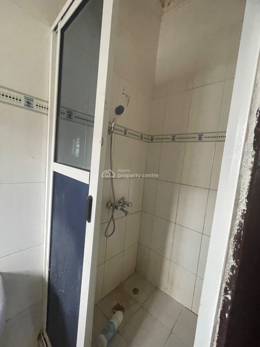 Spacious 3 Bed in an Estate with Minimum.22/24hrs Light, Ado, Ado, Ajah, Lagos, House for Rent