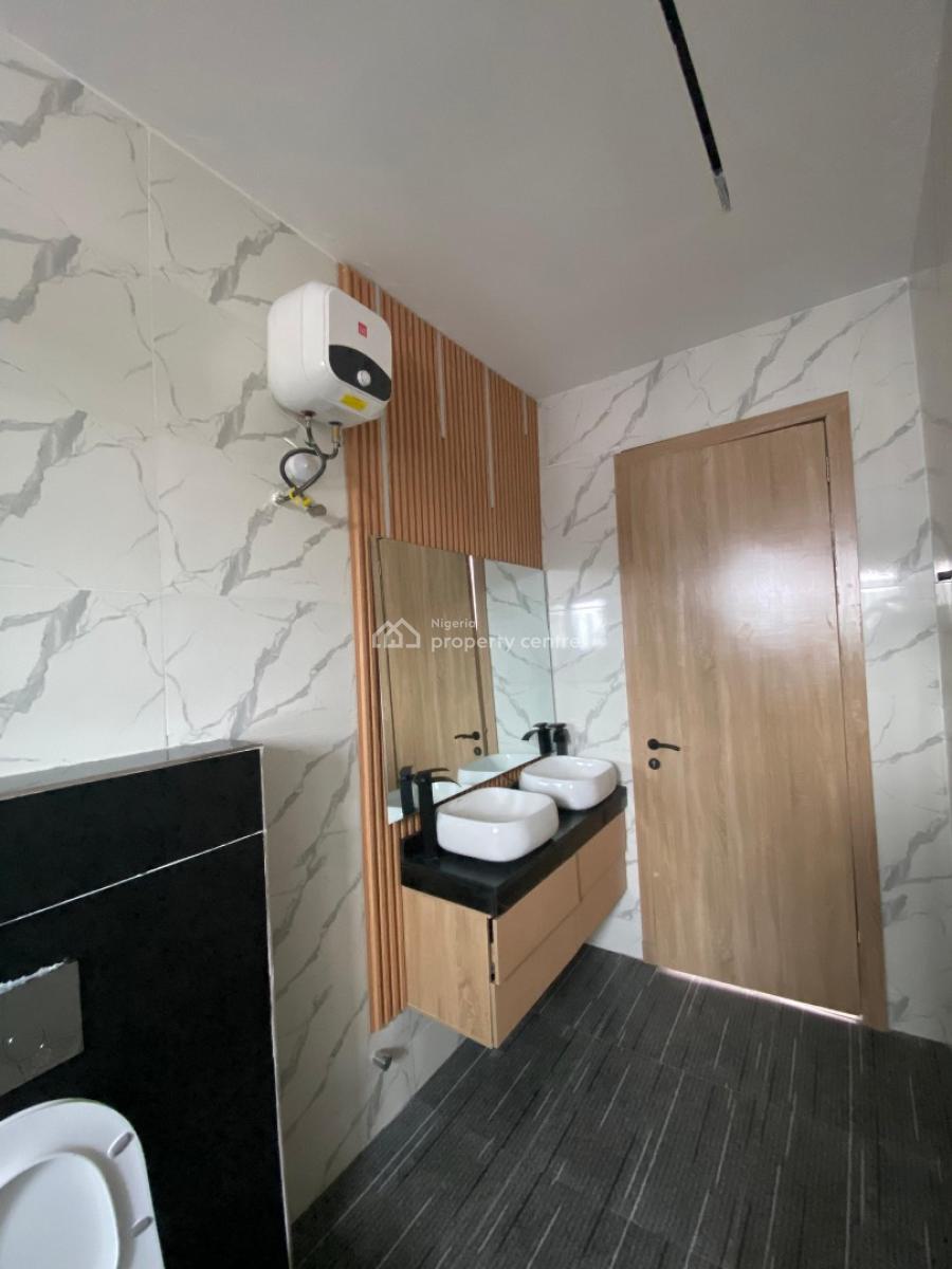 Lovely  4 Bedroom Terraced Duplex with Bq, Pool & Gym., Lekki Phase. 1, Lekki Phase 1, Lekki, Lagos, Terraced Duplex for Sale