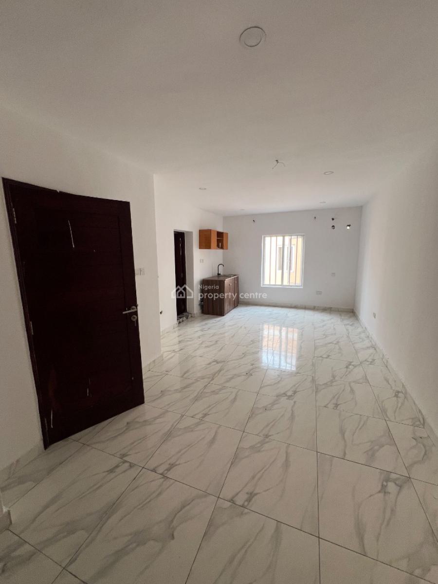 Spacious Studio Apartment with an Open Plan Kitchen, Osapa, Lekki, Lagos, Self Contain (single Rooms) for Rent