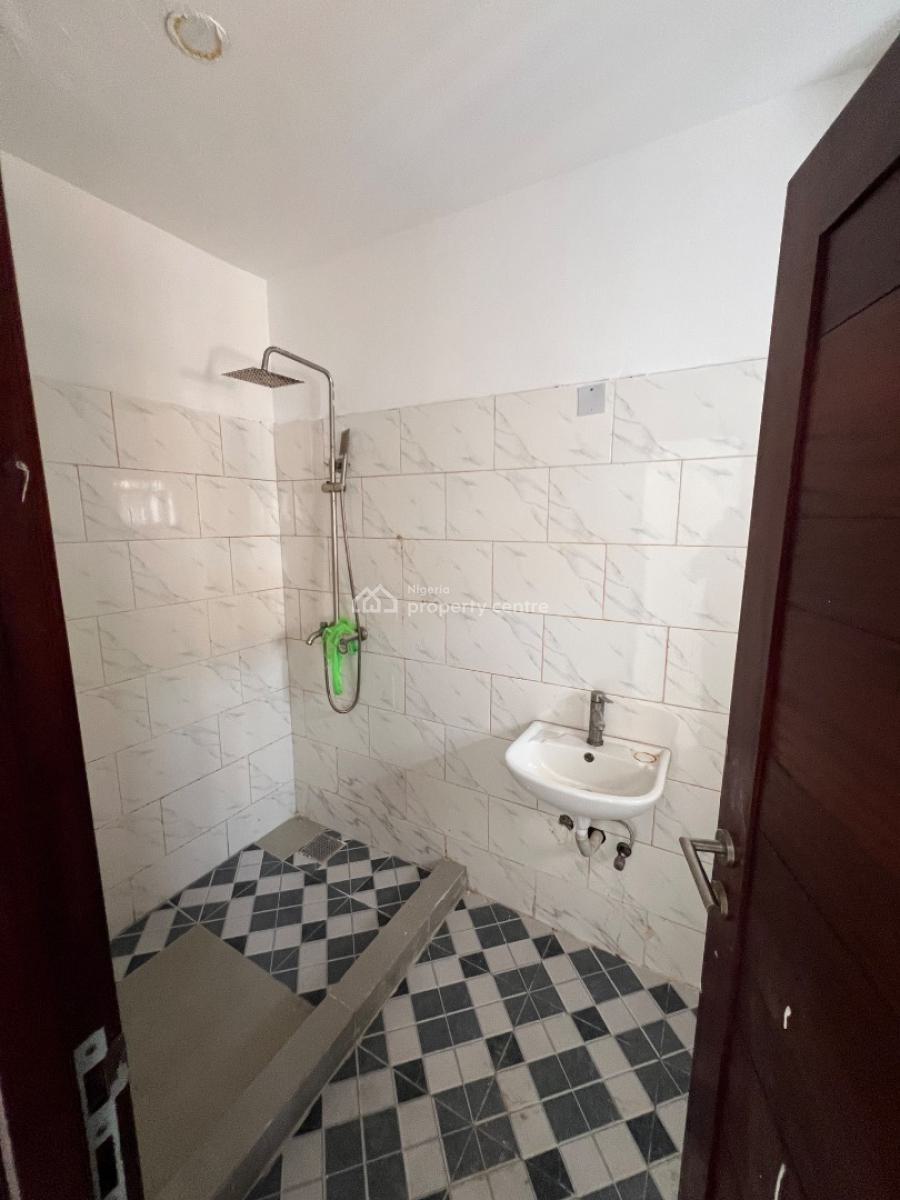 Spacious Studio Apartment with an Open Plan Kitchen, Osapa, Lekki, Lagos, Self Contain (single Rooms) for Rent