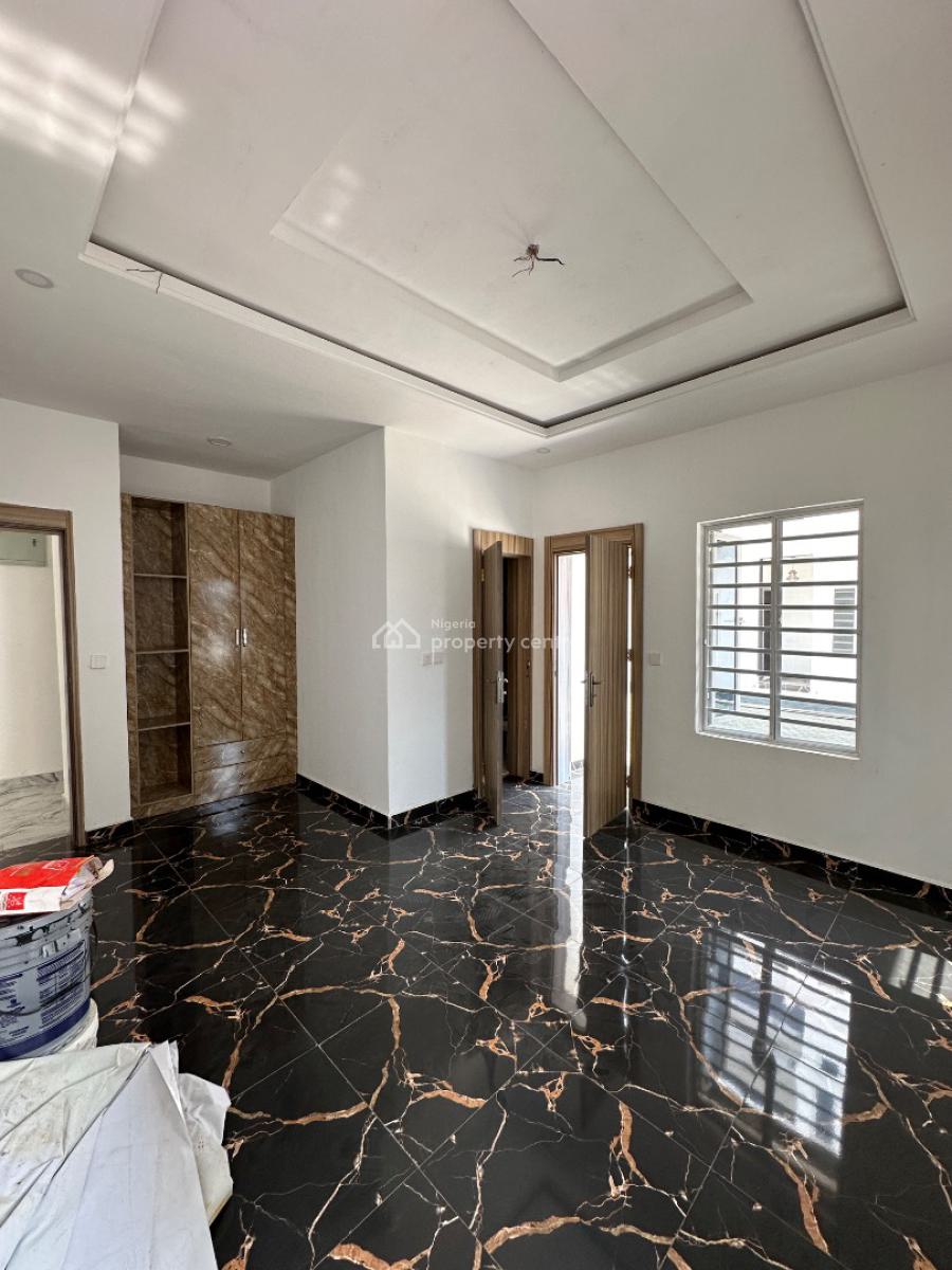 2bedroom Apartment, Mobile Road Illaje, Ikota, Lekki, Lagos, Flat / Apartment for Sale