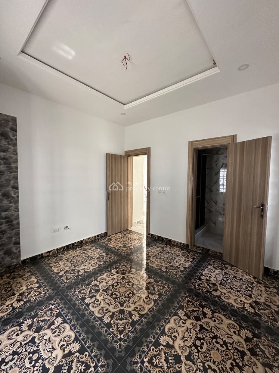 2bedroom Apartment, Mobile Road Illaje, Ikota, Lekki, Lagos, Flat / Apartment for Sale