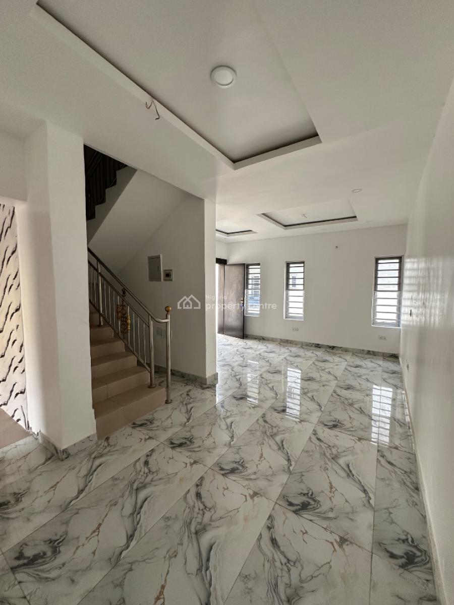 2bedroom Apartment, Mobile Road Illaje, Ikota, Lekki, Lagos, Flat / Apartment for Sale