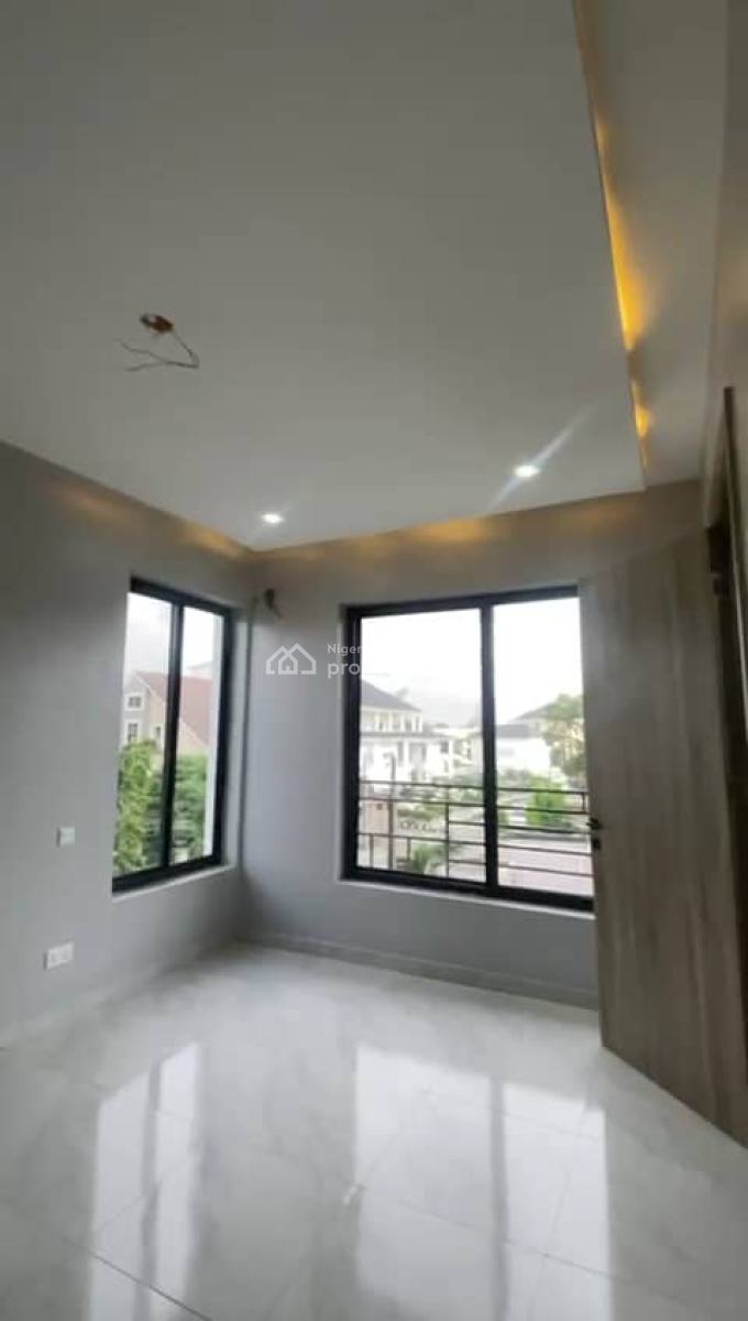 *semi Direct Brief* Newly Built Spacious 4bedroom Maisonnette with Bq,, Lekki Phase, Lekki Phase 1, Lekki, Lagos, Detached Duplex for Rent