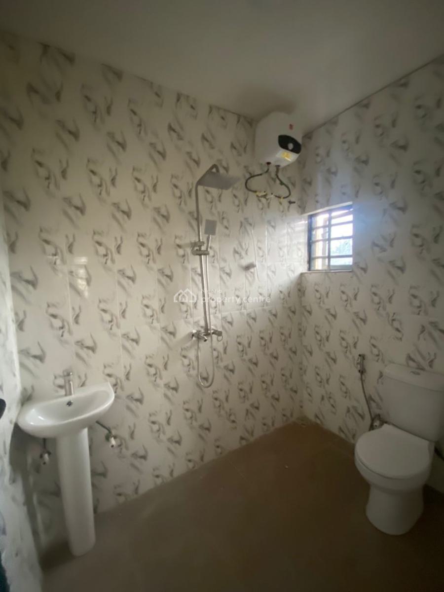 2 Bedroom Apartment in a Serene Environment, Olive Garden Estate, Ogombo, Ajah, Lagos, Flat / Apartment for Rent