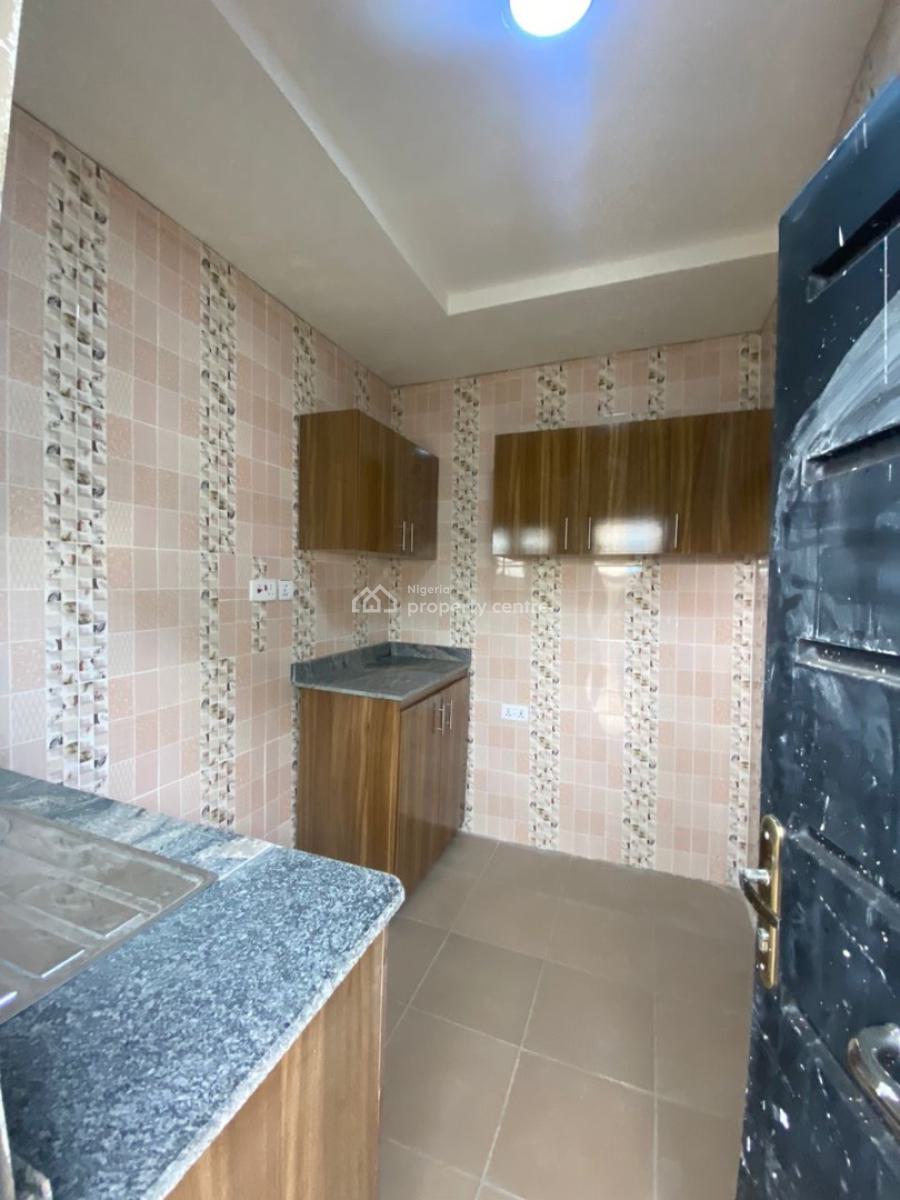 2 Bedroom Apartment in a Serene Environment, Olive Garden Estate, Ogombo, Ajah, Lagos, Flat / Apartment for Rent