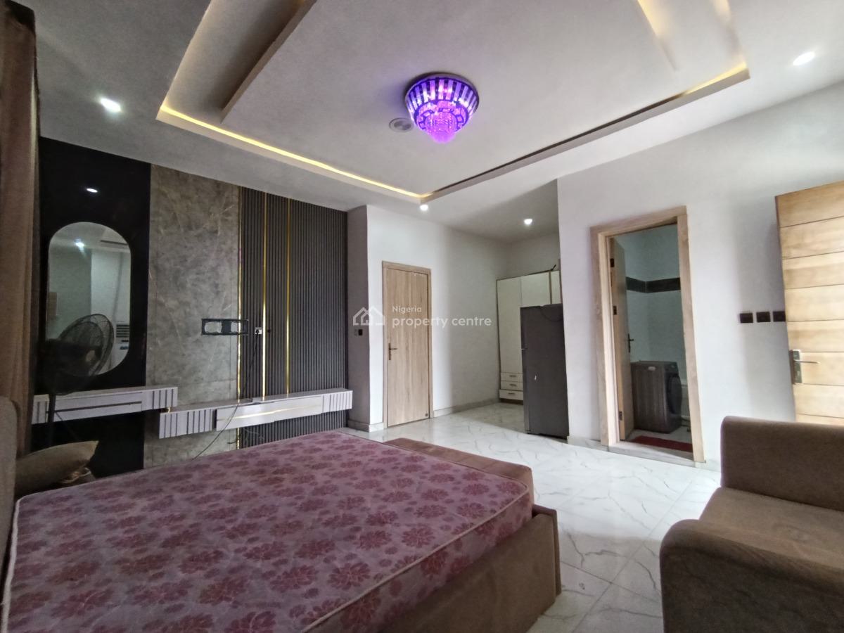 a Spacious Master Fully Furnished Studio Apartment with Personal Kitch, Ikota Gra Via Mega Chicken 🐔, Lekki, Lagos, Self Contain (single Rooms) for Rent