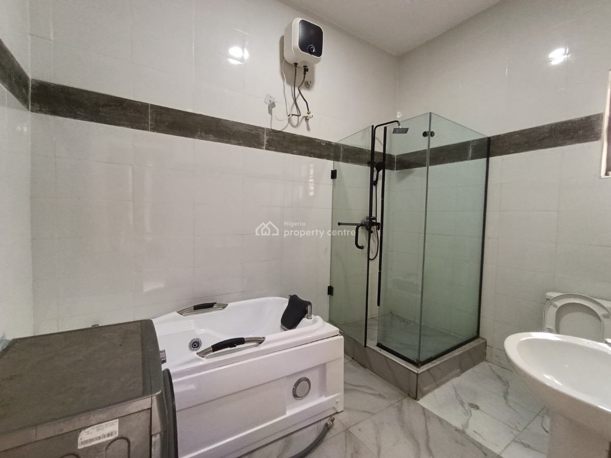 a Spacious Master Fully Furnished Studio Apartment with Personal Kitch, Ikota Gra Via Mega Chicken 🐔, Lekki, Lagos, Self Contain (single Rooms) for Rent