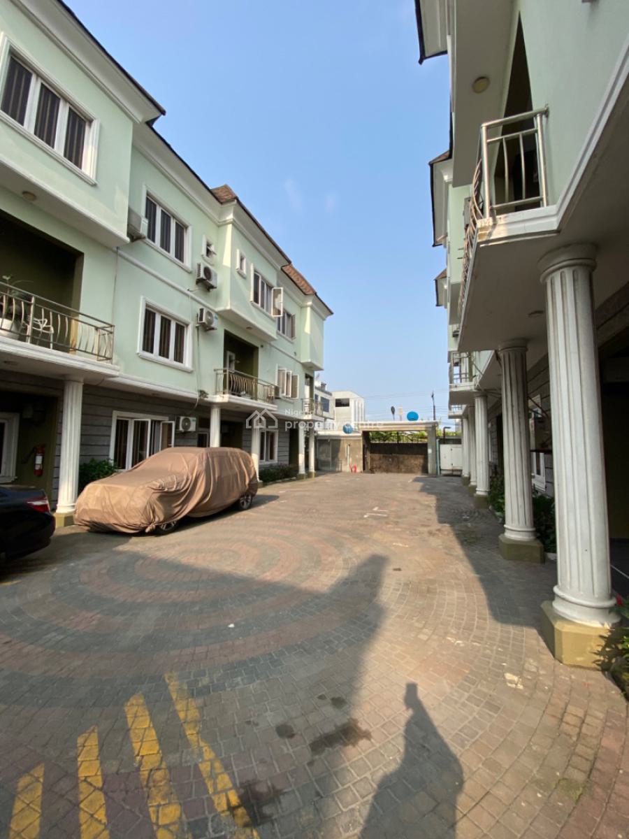 Serviced 4 Bedrooms Terrace Duplex (big Parlour Space), Osapa London Lekki, Osapa, Lekki, Lagos, Terraced Duplex for Rent