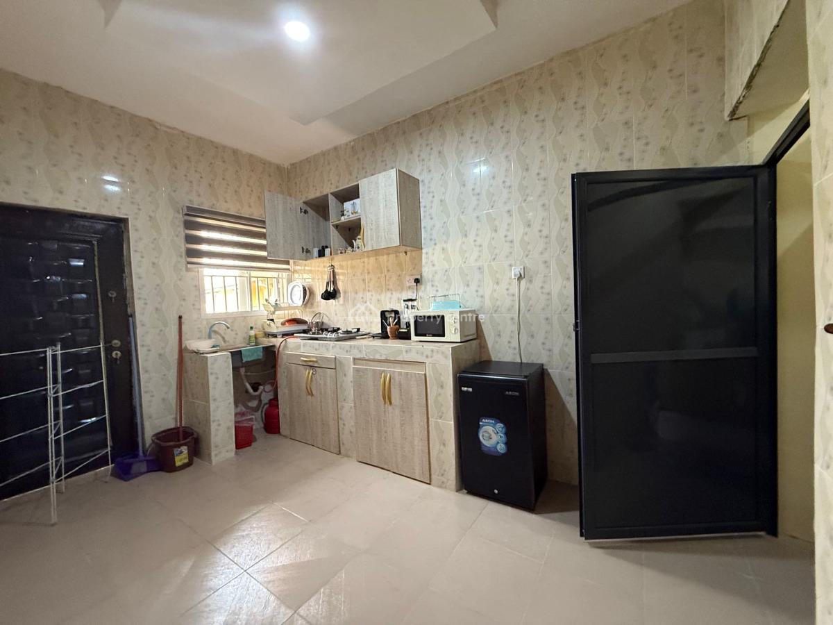 3 Bedroom Apartment in Ikorodu, Ibeshe, Ikorodu, Lagos, Detached Bungalow Short Let