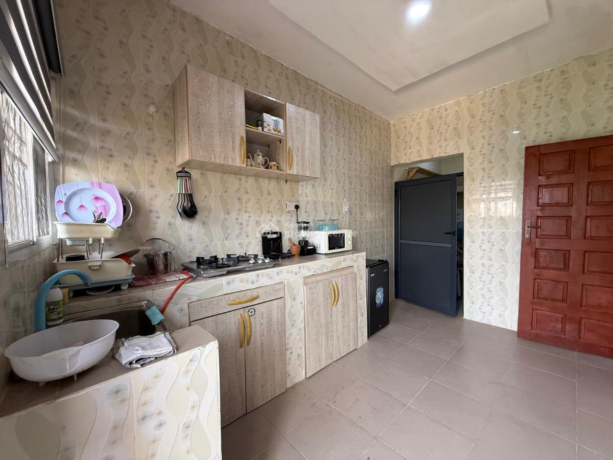 3 Bedroom Apartment in Ikorodu, Ibeshe, Ikorodu, Lagos, Detached Bungalow Short Let