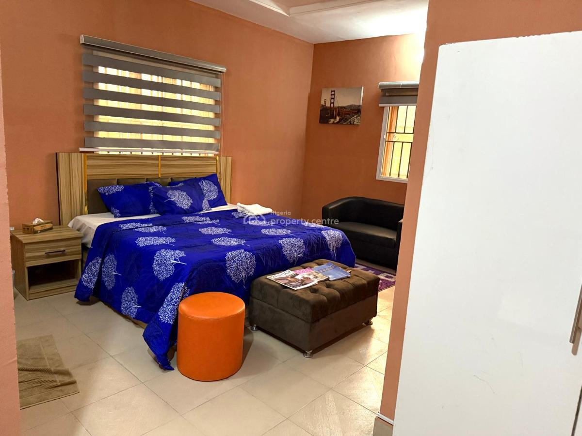 3 Bedroom Apartment in Ikorodu, Ibeshe, Ikorodu, Lagos, Detached Bungalow Short Let
