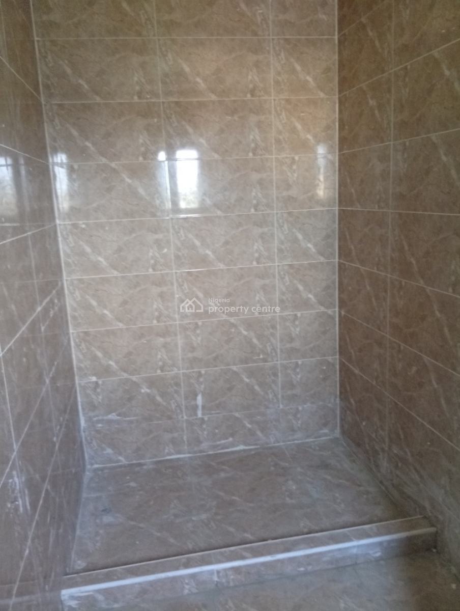 a Brand New Serviced 2 Bedroom Penthouse with Elevator, Lekki Phase 1, Lekki Phase 1, Lekki, Lagos, Flat / Apartment for Rent