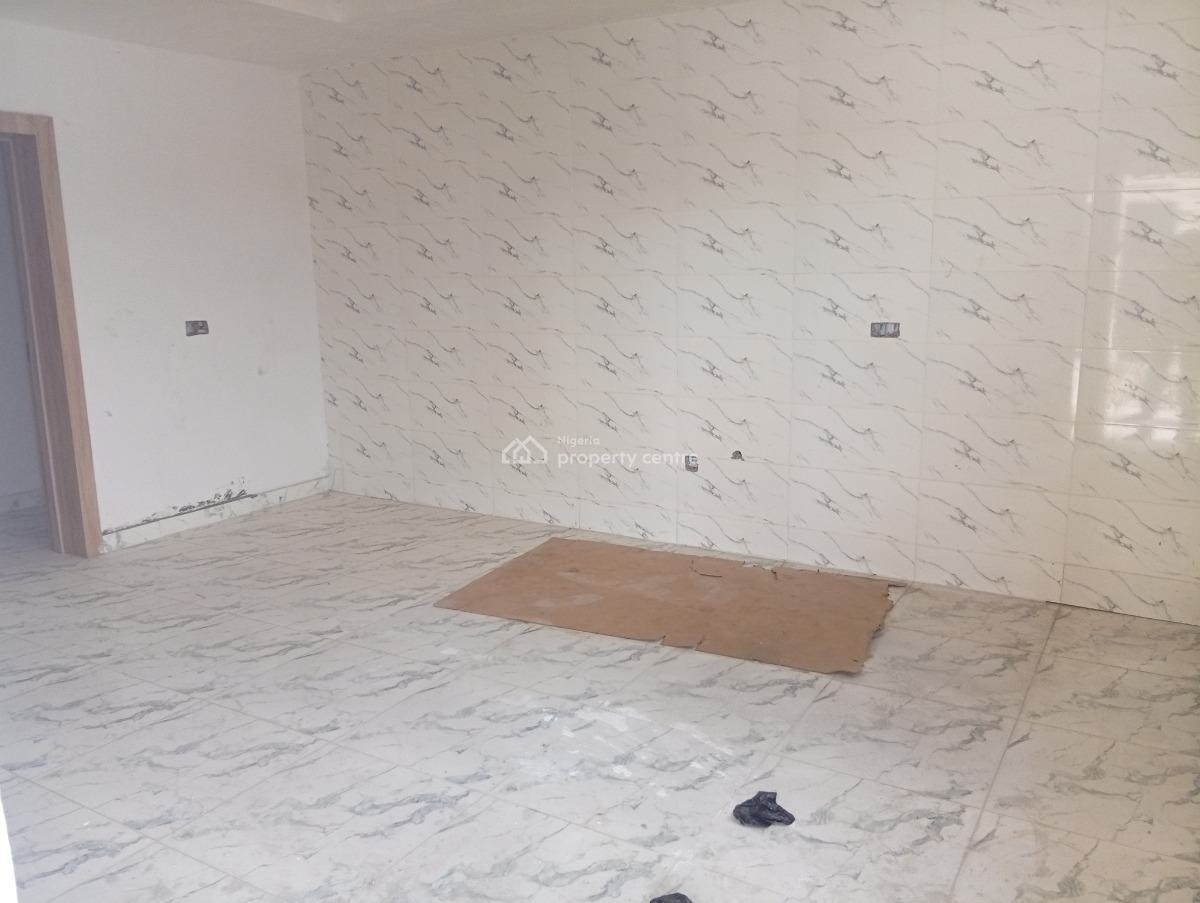a Brand New Serviced 2 Bedroom Penthouse with Elevator, Lekki Phase 1, Lekki Phase 1, Lekki, Lagos, Flat / Apartment for Rent