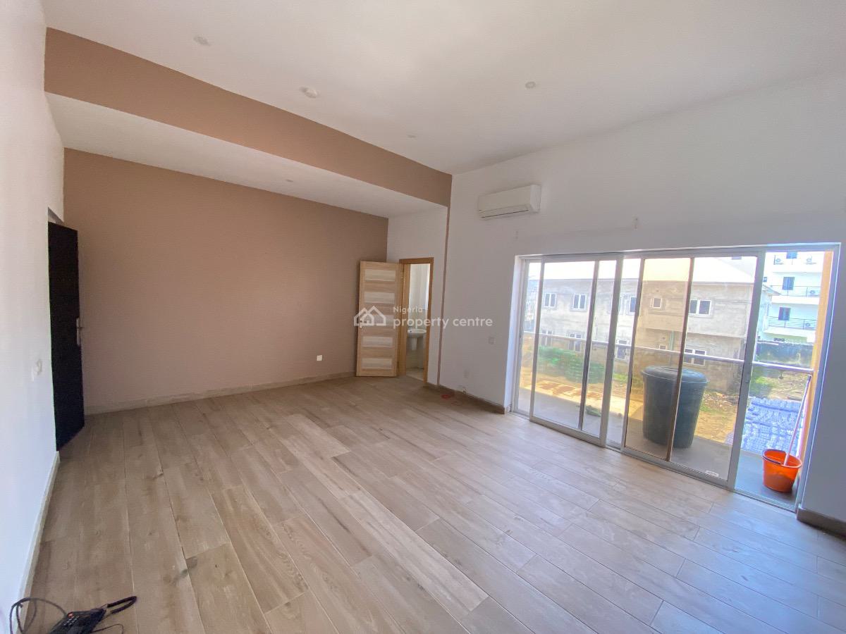 Spacious Mini Flat in a Secured Estate, Lekki Right, Lekki Phase 1, Lekki, Lagos, Mini Flat (room and Parlour) for Rent