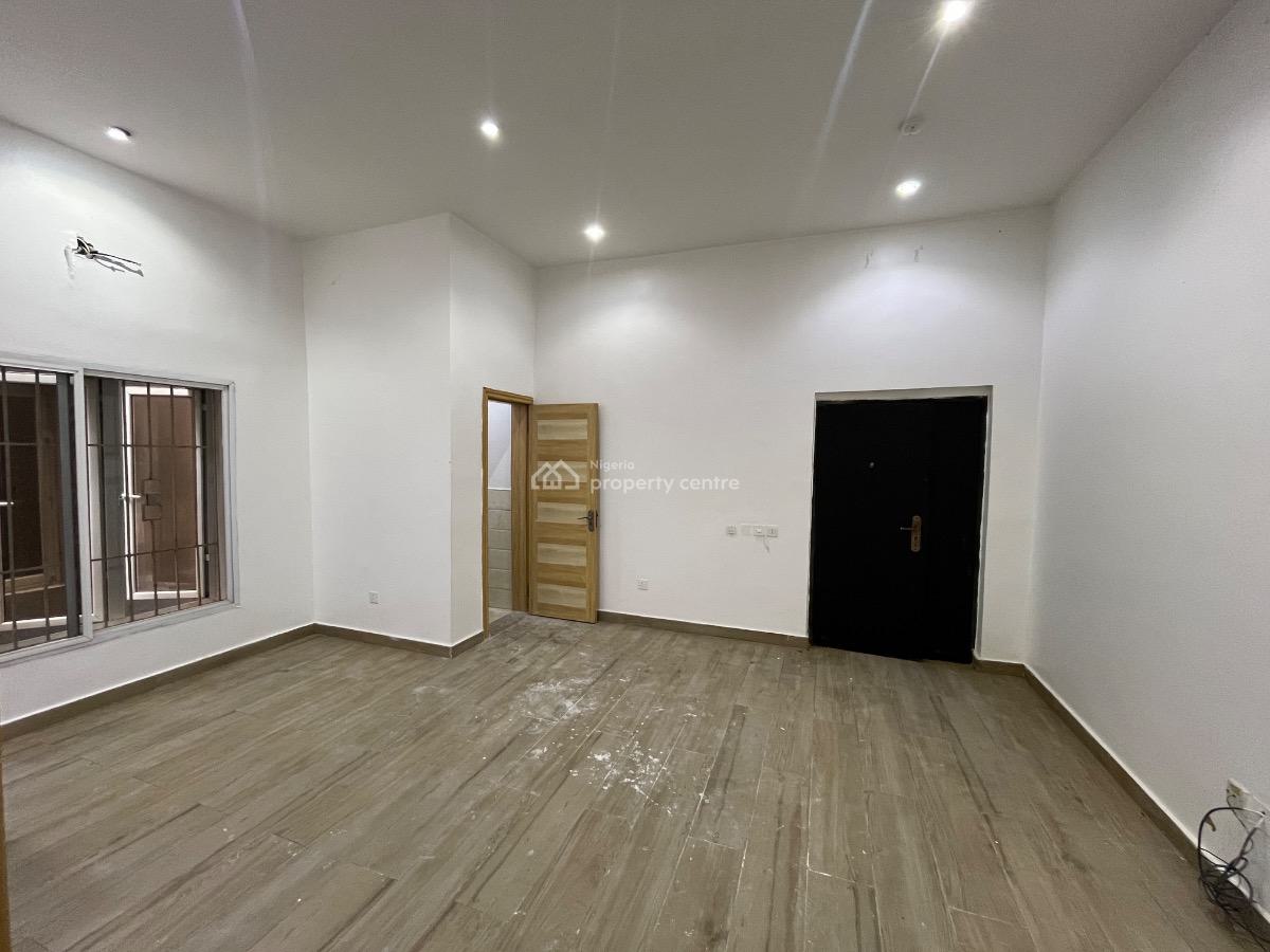 Spacious Mini Flat in a Secured Estate, Lekki Phase 1, Lekki, Lagos, Mini Flat (room and Parlour) for Rent