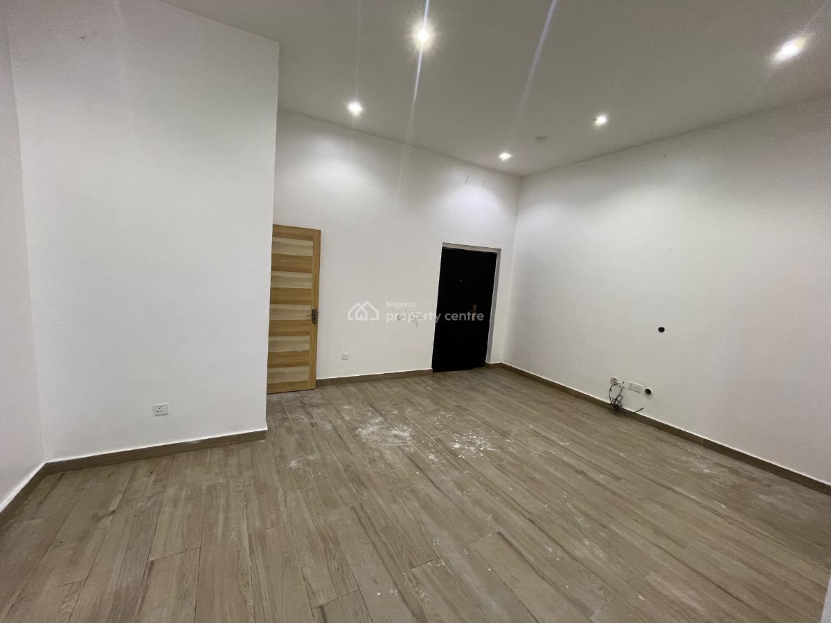 Spacious Mini Flat in a Secured Estate, Lekki Phase 1, Lekki, Lagos, Mini Flat (room and Parlour) for Rent