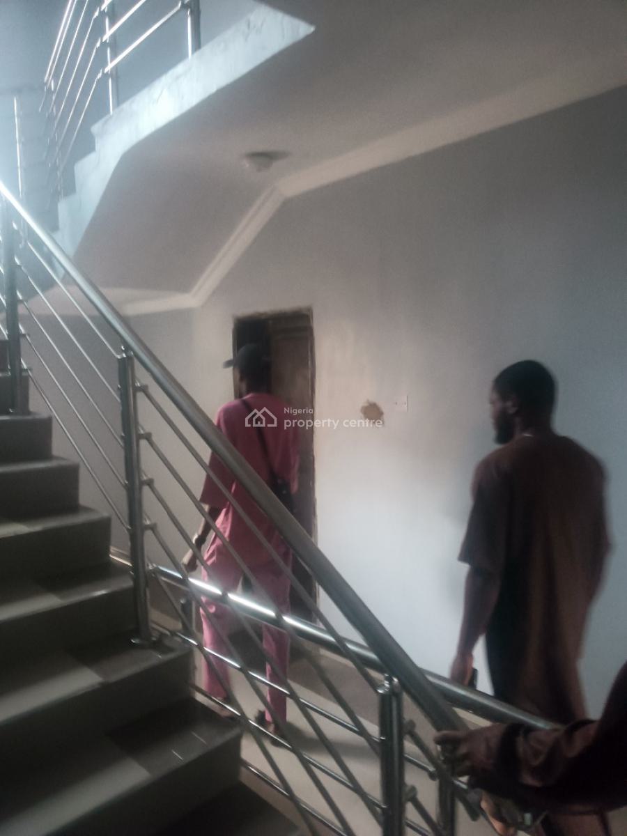 Lovely Spacious 3 Bedroom Flat +ensuite+upstairs, Behind County Hospital, Aguda, Ogba, Ikeja, Lagos, Flat / Apartment for Rent