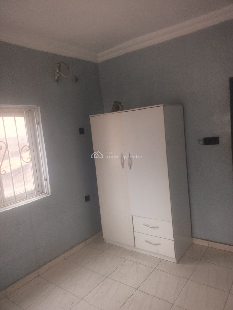 Lovely Spacious 3 Bedroom Flat +ensuite+upstairs, Behind County Hospital, Aguda, Ogba, Ikeja, Lagos, Flat / Apartment for Rent