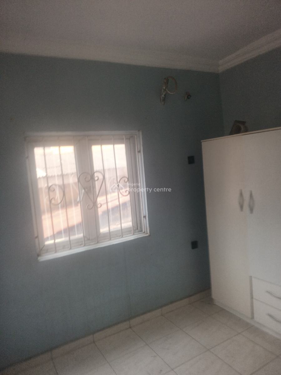 Lovely Spacious 3 Bedroom Flat +ensuite+upstairs, Behind County Hospital, Aguda, Ogba, Ikeja, Lagos, Flat / Apartment for Rent