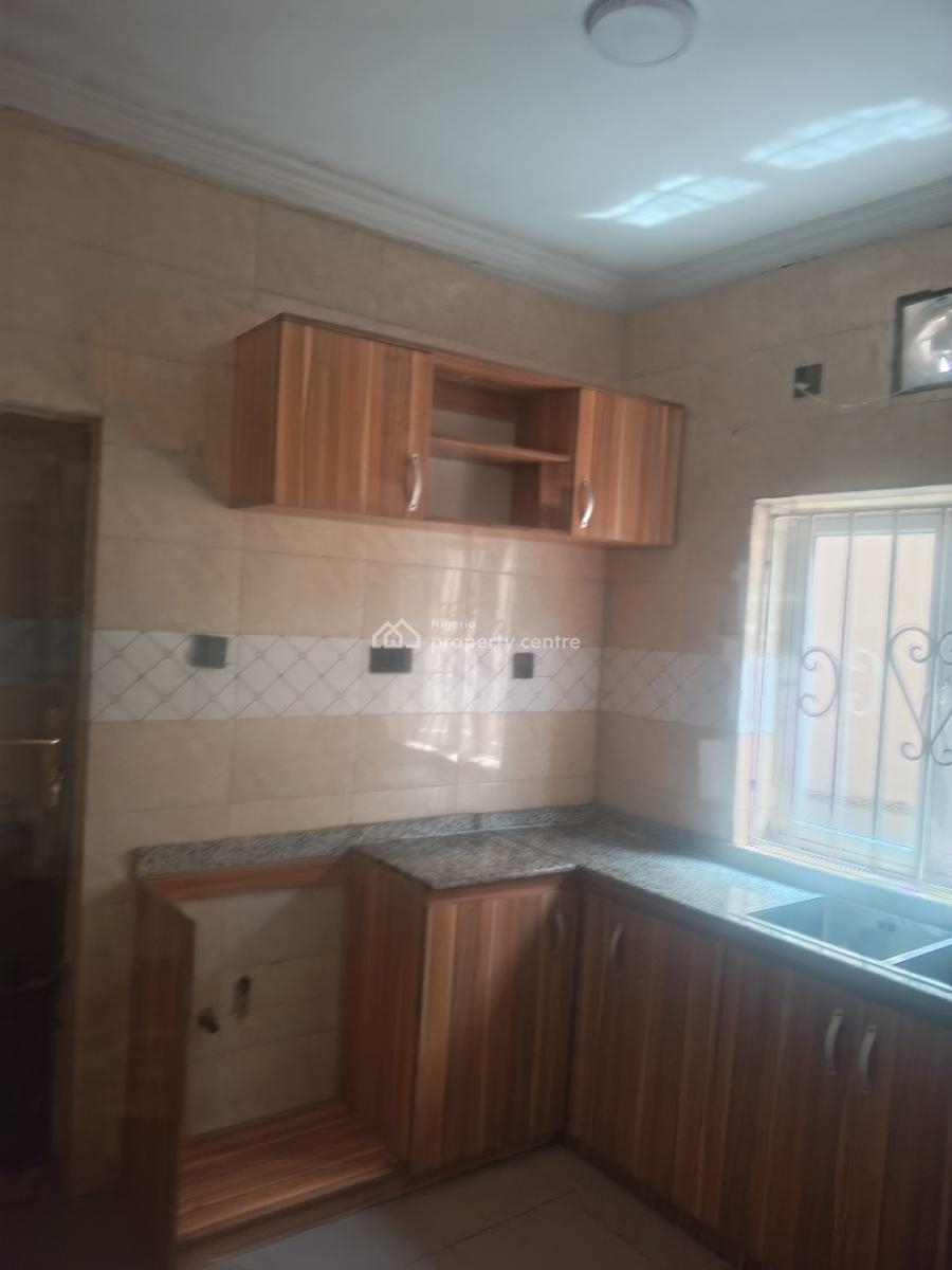Lovely Spacious 3 Bedroom Flat +ensuite+upstairs, Behind County Hospital, Aguda, Ogba, Ikeja, Lagos, Flat / Apartment for Rent