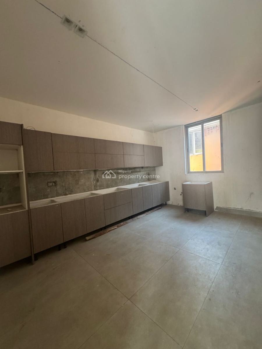 Newly Built 4 Bedroom Maisonette with Bq, Lekki Phase 1, Lekki, Lagos, Flat / Apartment for Sale