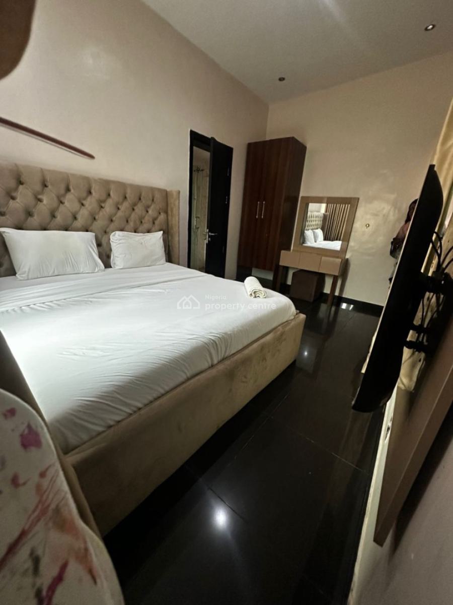 Luxury 2bed Apartment, Bashir Shittu, Gra Phase 2, Magodo, Lagos, Terraced Duplex Short Let